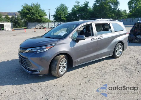 2021 Toyota Sienna Platinum z USA, uszkodzony, nr VIN 5TDESKFC9MS001213